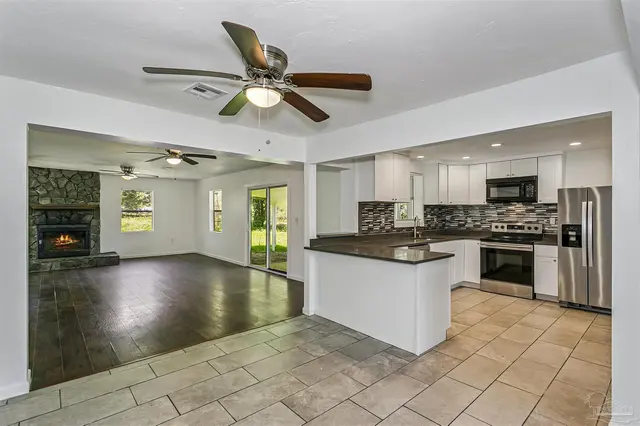7245 Lockhart St property photo