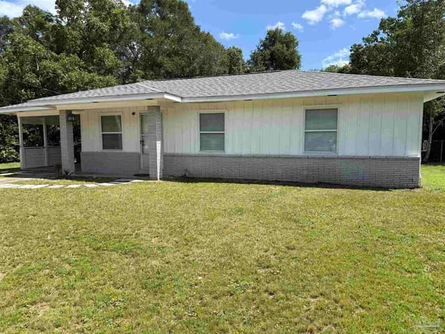 6443 Walnut St property photo