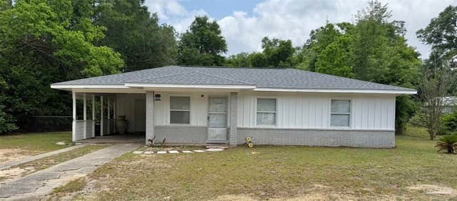 6443 Walnut St, Milton FL 32570 exterior
