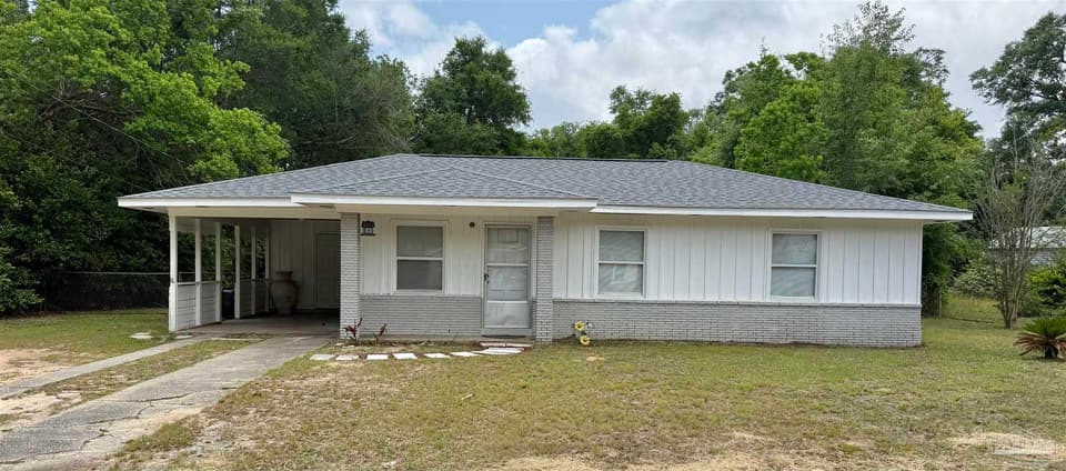 6443 Walnut St, Milton FL 32570 photo 1