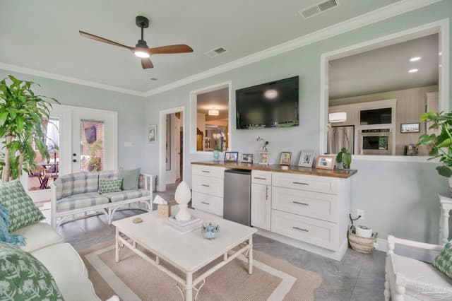 2367 Greenbrier Blvd, Pensacola FL 32514 exterior