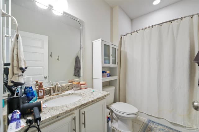 7980 Huntington Creek Ln, Pensacola FL 32526 photo 12