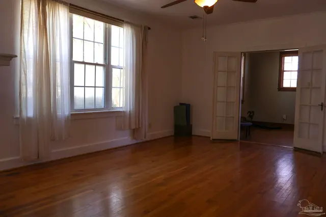 1540 Spring St property photo