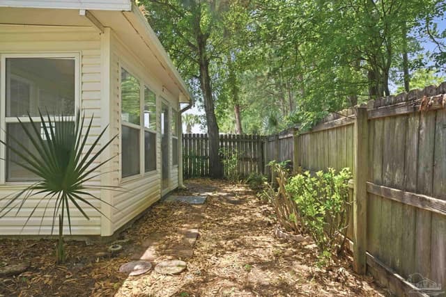 1383 Sterling Point Dr, Gulf Breeze FL 32563 photo 27