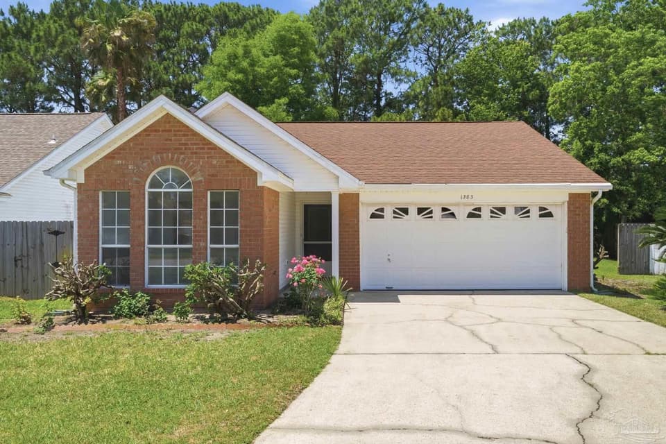 1383 Sterling Point Dr, Gulf Breeze FL 32563 photo 1