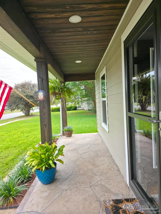 577 Bobwhite Ct property photo