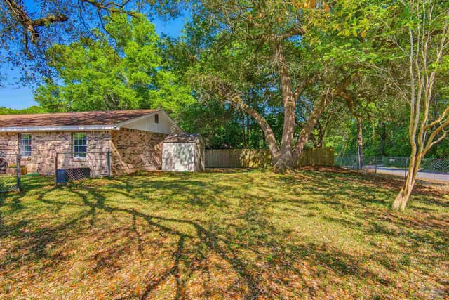 11102 Calvin St property photo