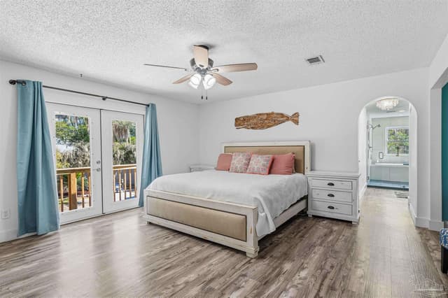 1555 Oak Shore Dr, Gulf Breeze FL 32563 photo 13