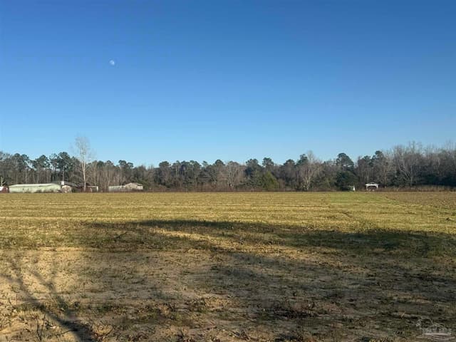 3308 Deloach Ln, Milton FL 32570 exterior