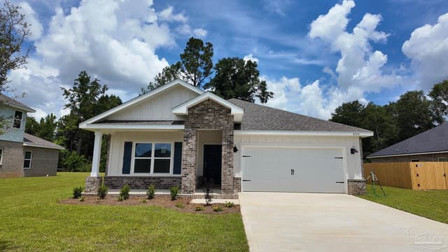 8724 Bluebell St, Milton FL 32583 exterior
