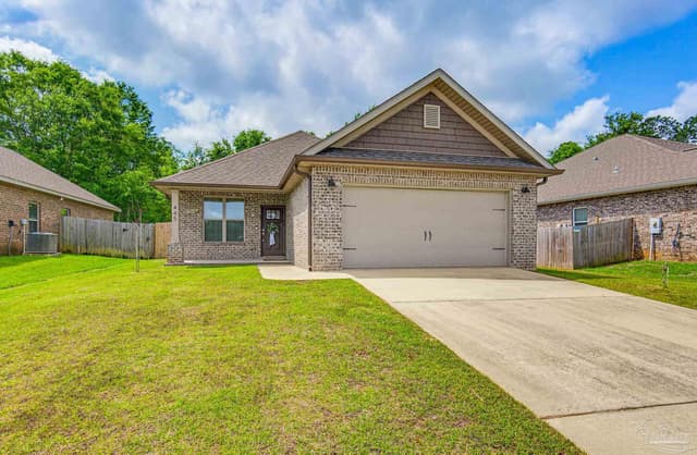 445 Pemberton Ln, Cantonment FL 32533 exterior