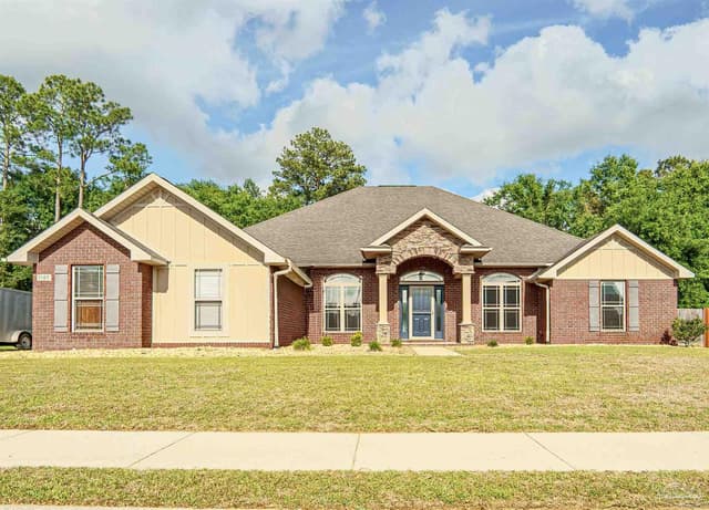 5580 Madelines Way, Pace FL 32571 exterior