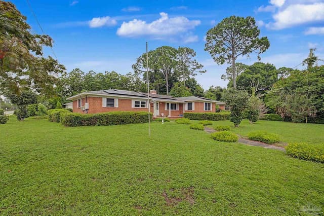 790 Whitney Dr, Pensacola FL 32503 exterior