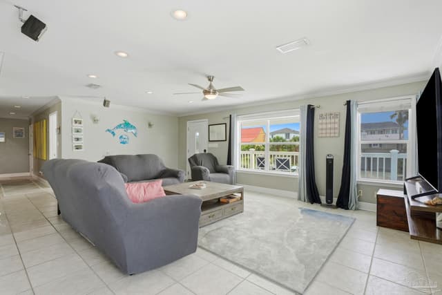 1407 Maldonado Dr, Pensacola Beach FL 32561 photo 6