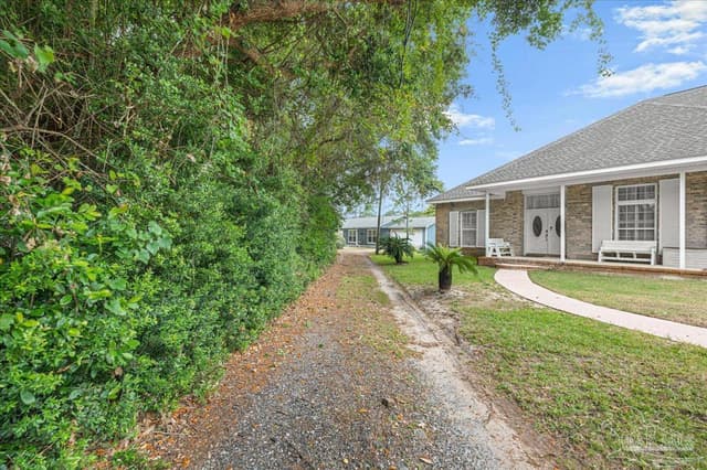1817 Navarre Sound Cir, Navarre FL 32566 photo 7
