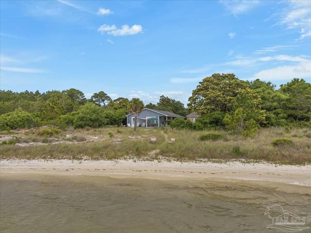 1817 Navarre Sound Cir property photo