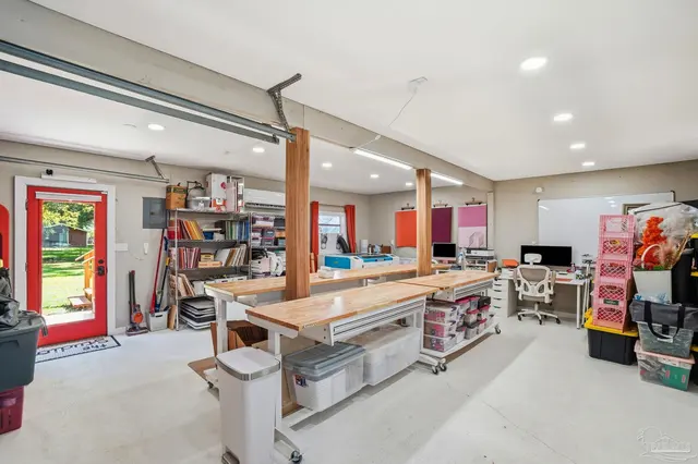 4653 Dean Dr property photo