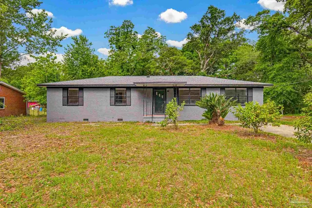 909 74th Ave property photo