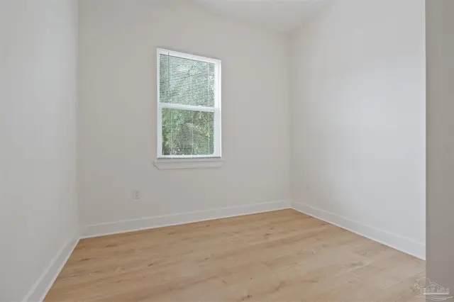 418 C St property photo