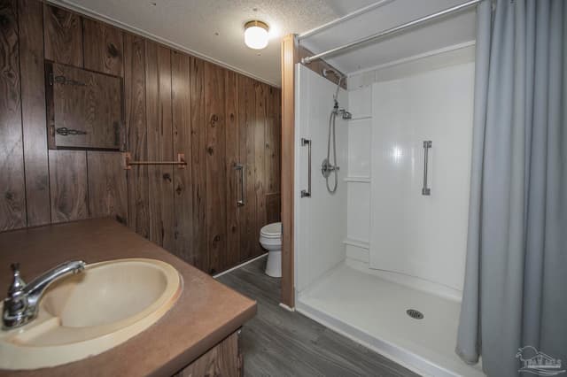 5329 Dover Ave property photo