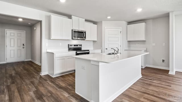 2050 Wiregrass St property photo