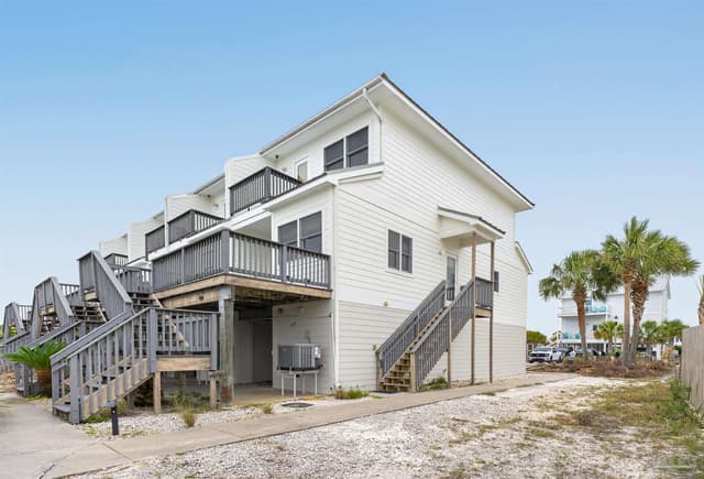 7227 Sharp Reef Rd # 1 property photo