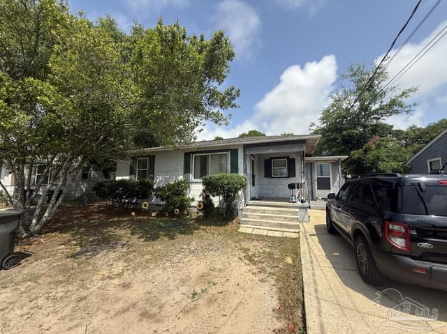 211 Ehrmann St property photo