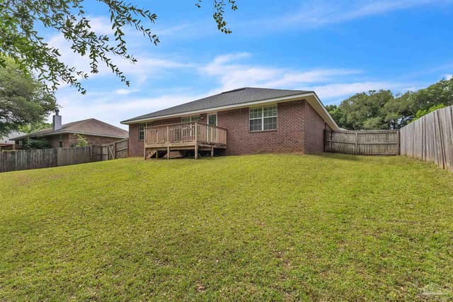 546 Shiloh Dr, Pensacola FL 32503 photo 3
