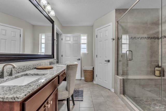 546 Shiloh Dr, Pensacola FL 32503 photo 9