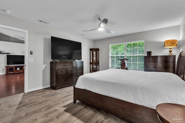 546 Shiloh Dr, Pensacola FL 32503 photo 8