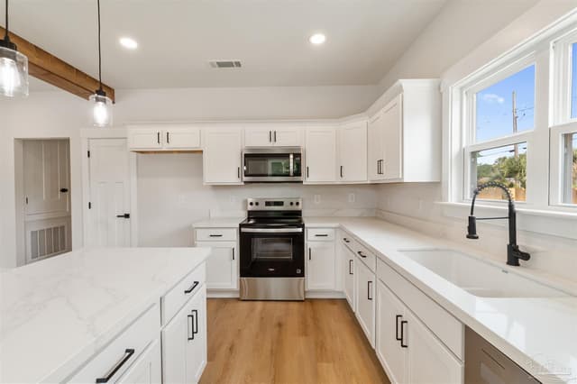 713 N F St, Pensacola FL 32501 photo 16