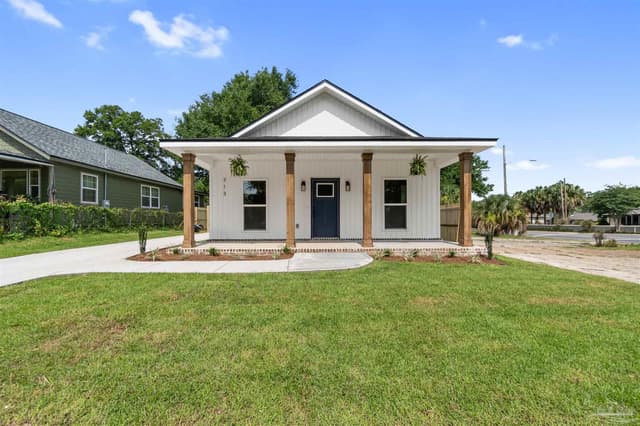 713 F St property photo