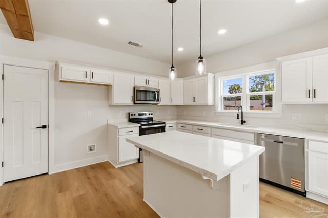 713 N F St, Pensacola FL 32501 photo 9