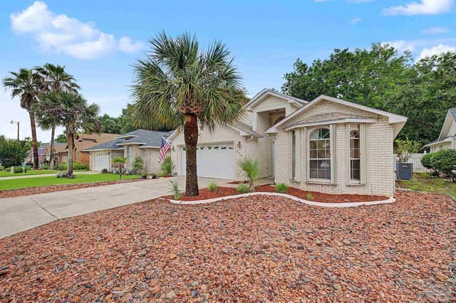 2928 Hidden Bay Blvd, Navarre FL 32566 exterior