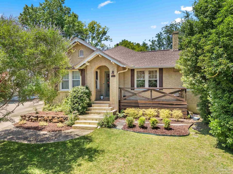 1927 Magnolia Ave, Pensacola FL 32503 photo 1