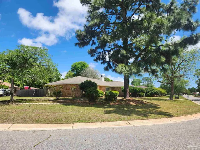 6818 Kitty Hawk Cir property photo