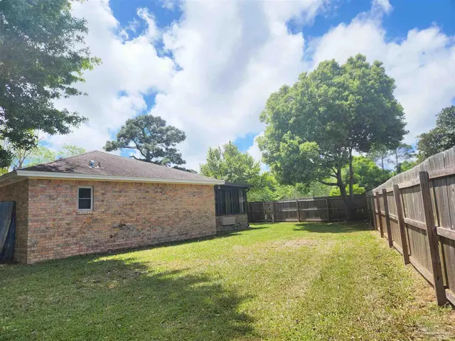 6818 Kitty Hawk Cir property photo