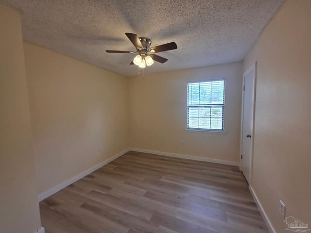 215 Aza Pl, Crestview FL 32539 photo 17