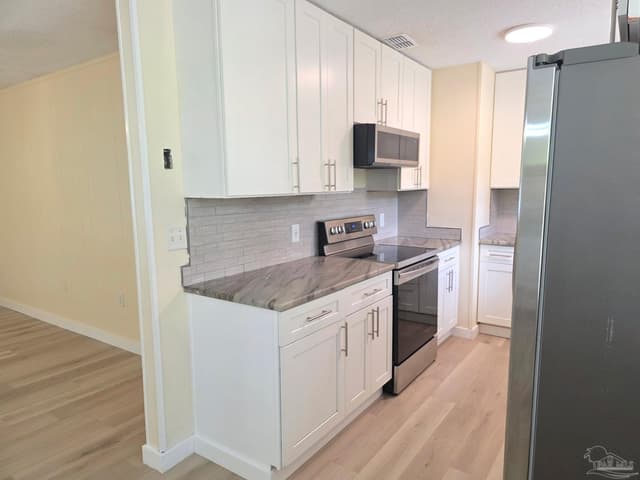 215 Aza Pl, Crestview FL 32539 photo 7