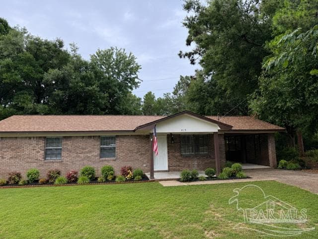 215 Aza Pl, Crestview FL 32539 photo 1