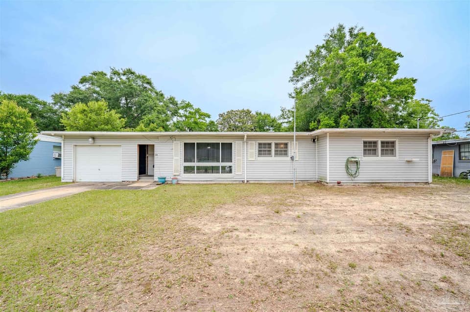 26 Adkinson Dr, Pensacola FL 32506 photo 1
