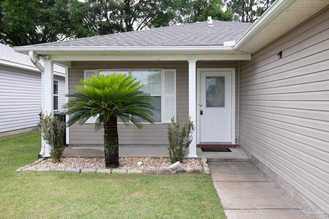 1057 Antigua Cir, Pensacola FL 32506 photo 3