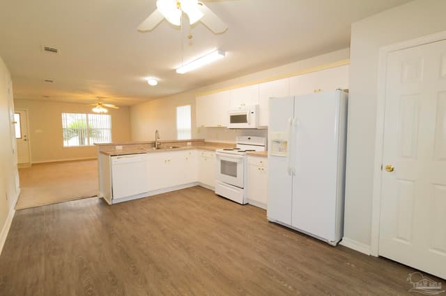 1057 Antigua Cir, Pensacola FL 32506 photo 10