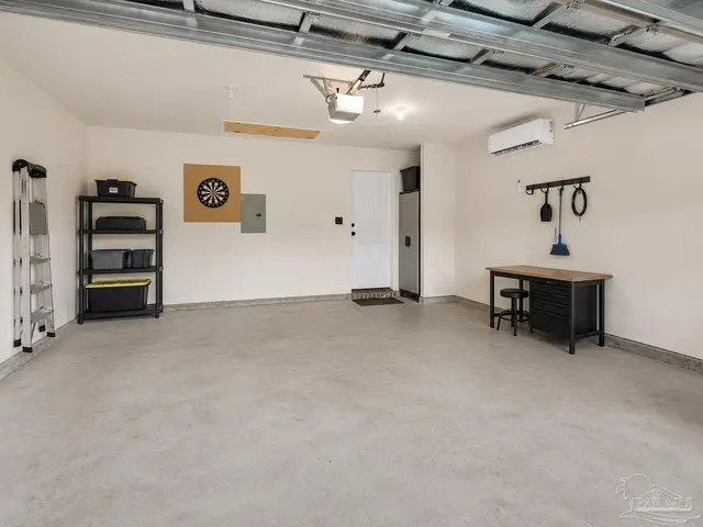 5873 Fairlands Rd property photo
