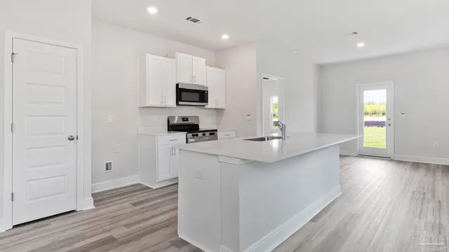 2127 Aqua St property photo