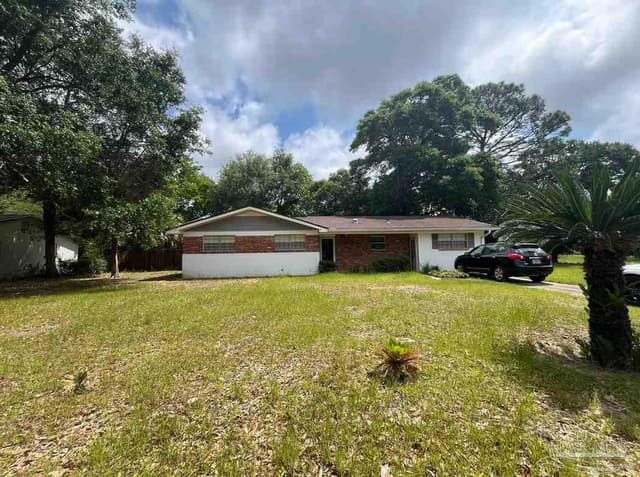 4506 Lemoyne Ln, Pensacola FL 32505 exterior