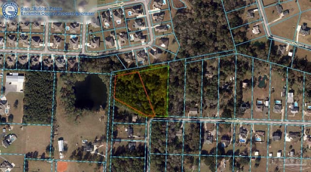 700 Block Pinebrook Cir property photo