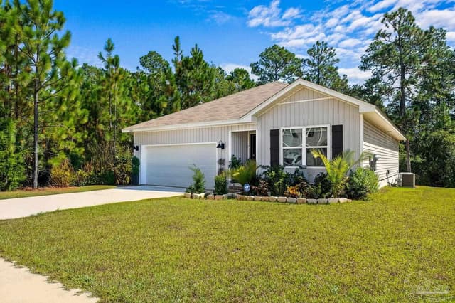 5847 Paddock Way, Pensacola FL 32526 exterior