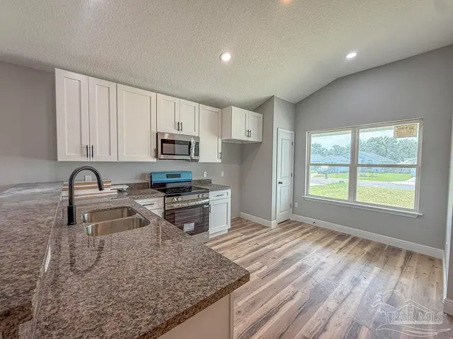 436 Hilburn Ln property photo