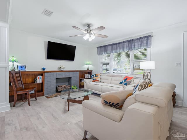 1660 E Cross St, Pensacola FL 32503 photo 8